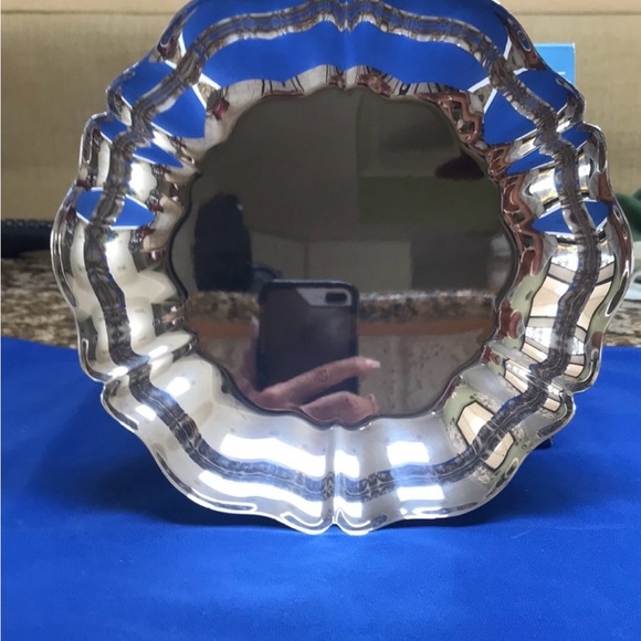 Oneida Vintage Silver Plated Footed Serving Dish - Picture 2 of 6